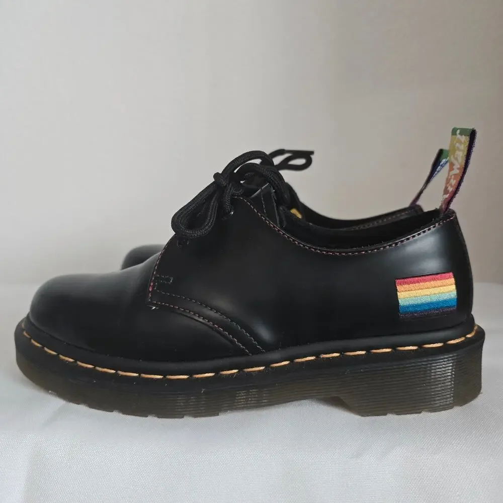 *NEW Dr. Martens 1461 For Pride Smooth Leather Oxford Shoes Womens US 6 Rainbow